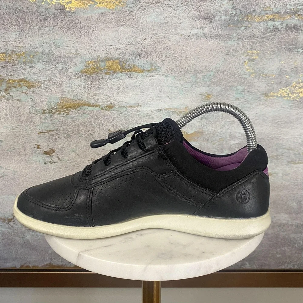 ECCO Shoes Womens Size 6 EU 37 Black Leather Lace Up Walking Comfort Sneakers